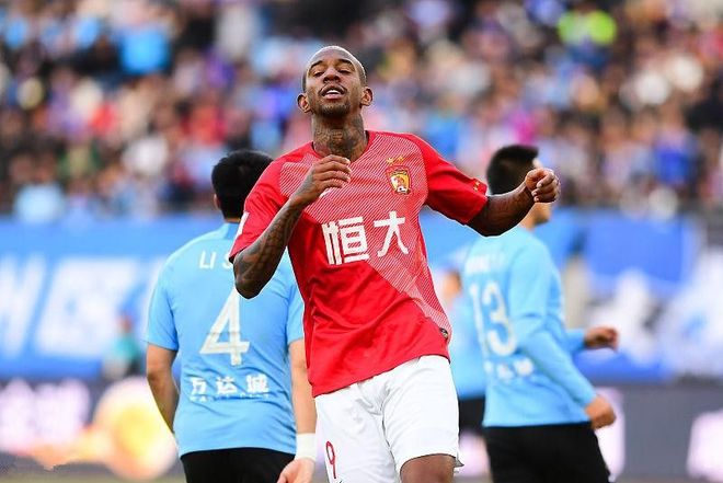 包含冲刺阶段体能课后，瓦伦西亚状态回暖备战社区盾，更衣室稳定，训练强度明显提升的词条