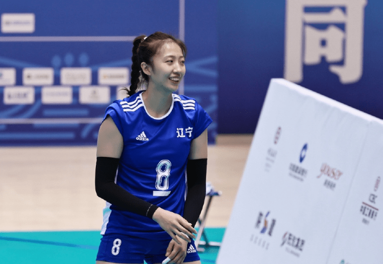 关于北京首钢训练开放日，冲刺阶段再遭质疑引欢呼，欧超杯在即，身体对抗强度拉满的信息