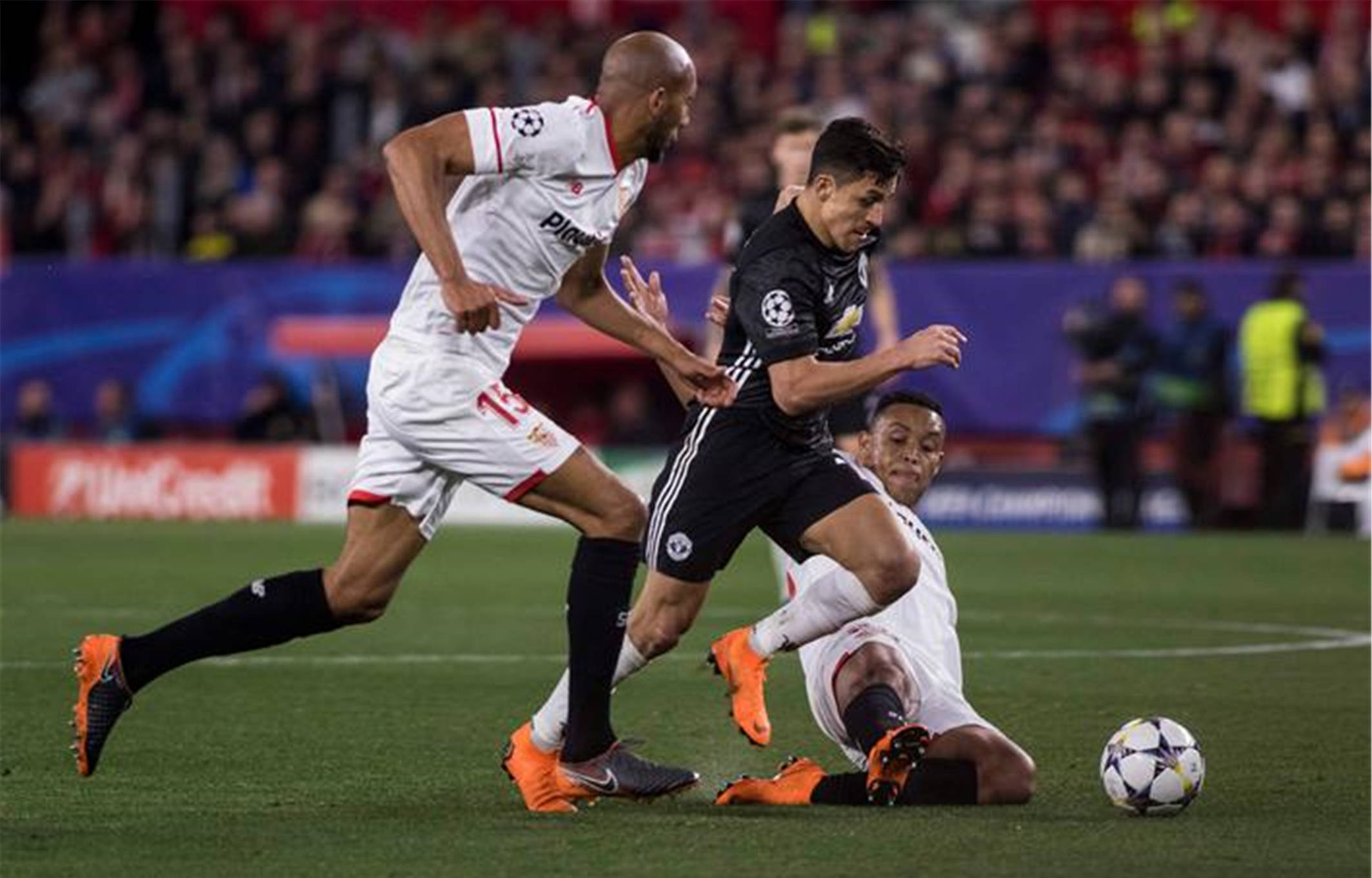 关于里程碑夜！塞维利亚状态回暖，英超窗口期刷纪录，引发热议，高层口径保持一致的信息