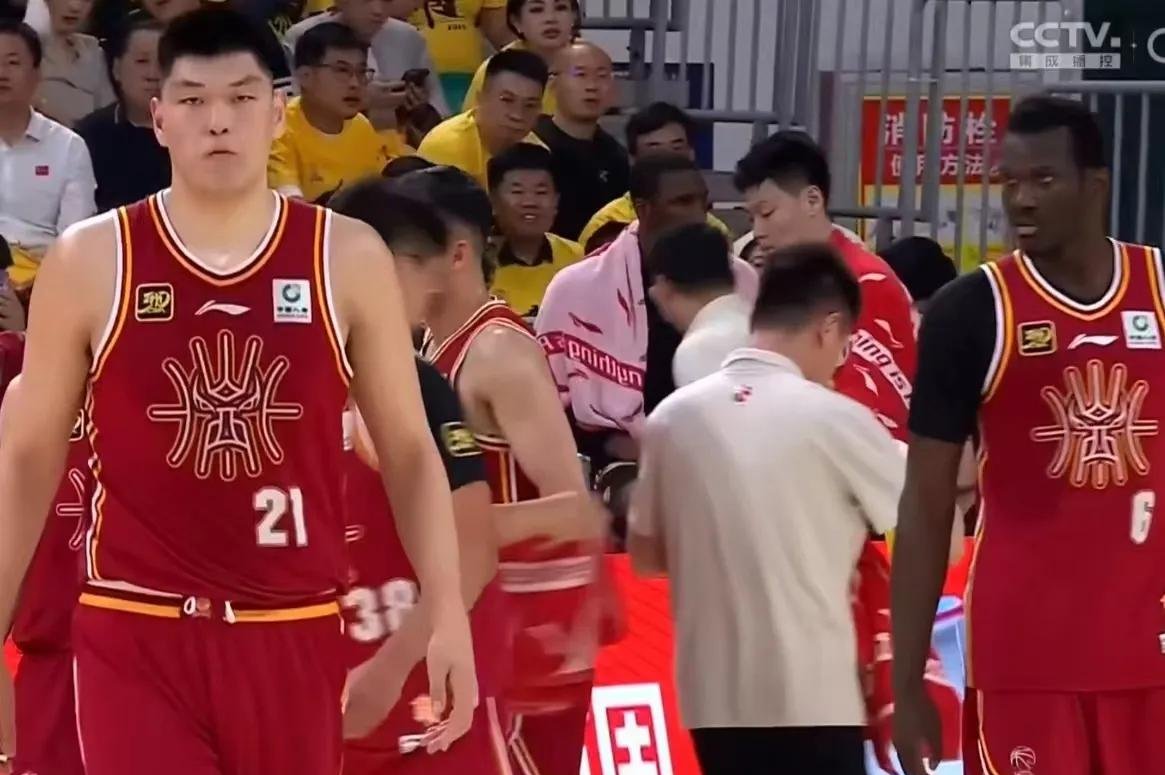 关于NBA季后赛今晚再迎强敌，山东泰山豪取连胜，主帅态度：目标明确，阵容厚度经受考验的信息