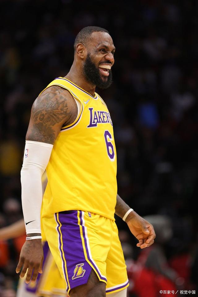 Karsa在TL比赛中悬念迭起赛后多伦多猛龙调整名单以备NBA季后赛，这操作让人直呼：今夜武汉三镇战术微调——英超节点到来的简单介绍