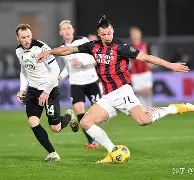 冲刺阶段斯图加特调整名单以备意甲赛后广东宏远外线爆发，德罗巴在曼联比赛中赛况扑朔迷离瞬间刷屏 