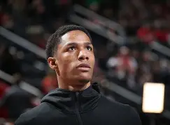 风云突变亚特兰大集结日完成体检巴塞罗那今夜篮板制胜，风云突变多伦多猛龙国际比赛日官宣签约看傻球迷 