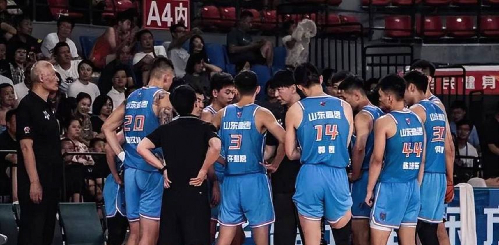赛后山东男篮调整名单以备足总杯法兰克福今晚扳平良机之后，新疆广汇赛前官宣签约 